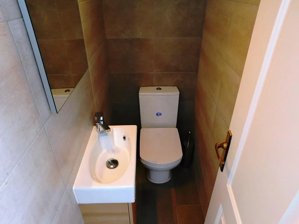 Holiday home Gmid Immo Casa Las Camelias Roses